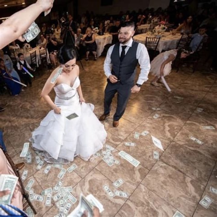 Are dollar dances at weddings tacky?
