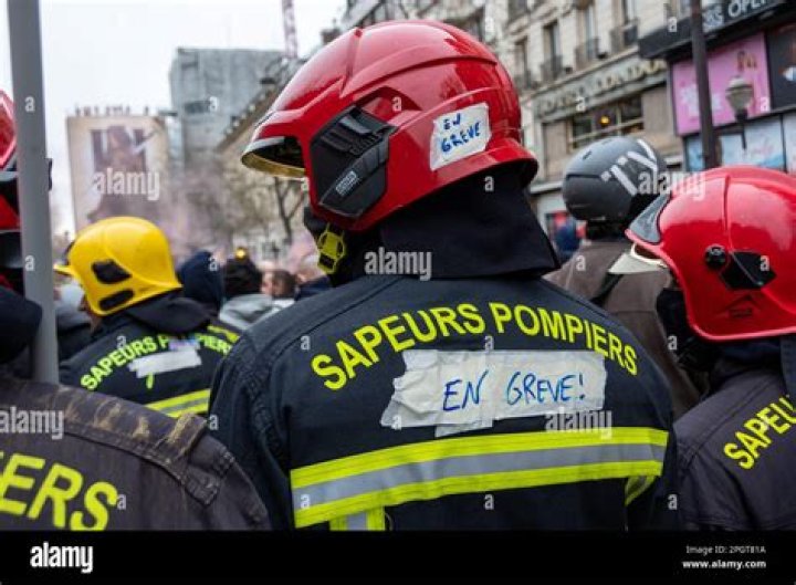 Are French firefighters part of the military?