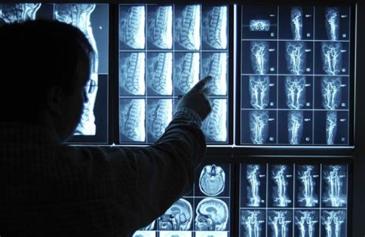 Are neurologists well paid?