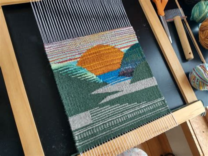 Are tapestries made of yarn?