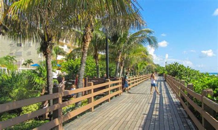 Are there any beaches with boardwalks in Florida?