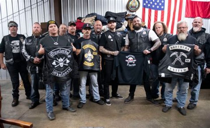 Are there motorcycle gangs in Arizona?
