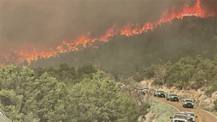 Are there still wildfires in Arizona?