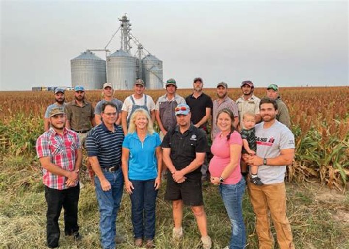 Can a 13 year old work on a farm in Ontario?
