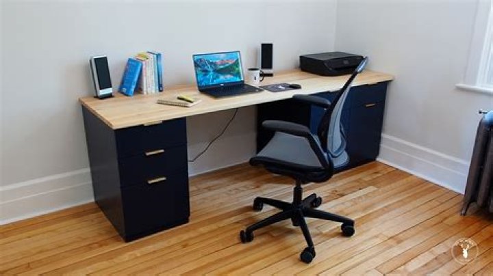 Can I build my own computer desk?