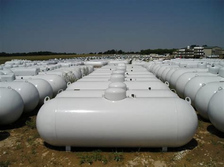 Can I buy a tank of natural gas?