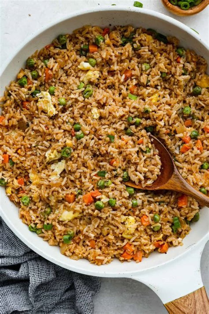 Can I put uncooked rice in a casserole?