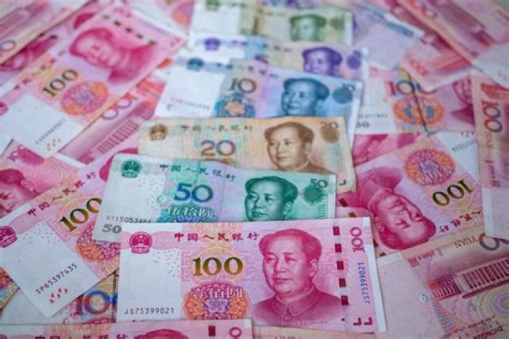 Can I use RMB in Macau?
