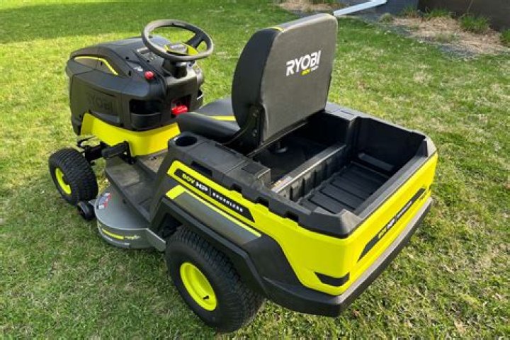 Can lawn mowers be used for snow?