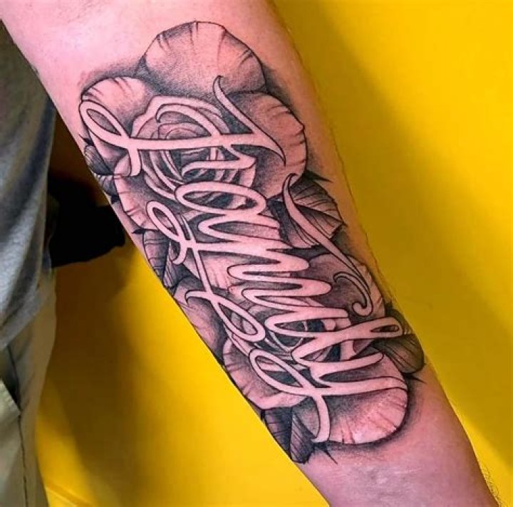 Can you get a tattoo with a sun tan?
