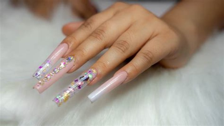 Can you infill acrylic nails at home?