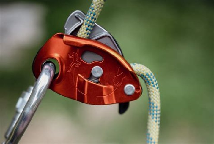 Can you lead belay with an ATC?