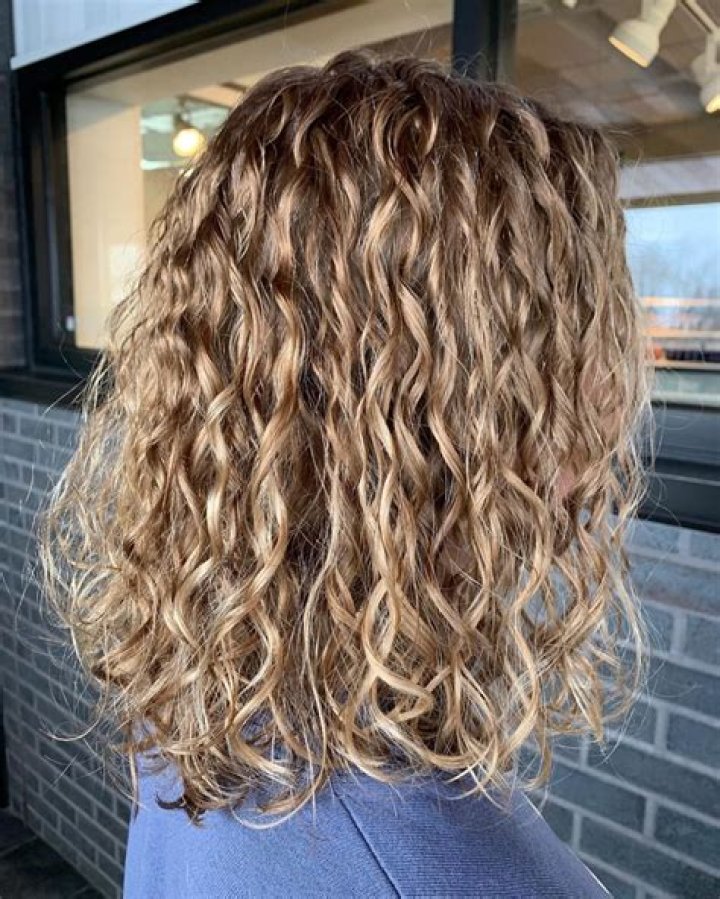 Can you perm medium length hair?