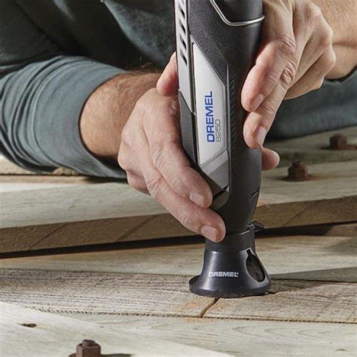 Can you use a dremel to cut drywall?