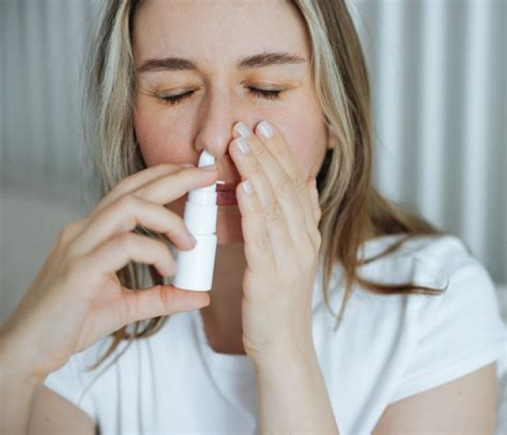 Can you use nasal spray if you have glaucoma?