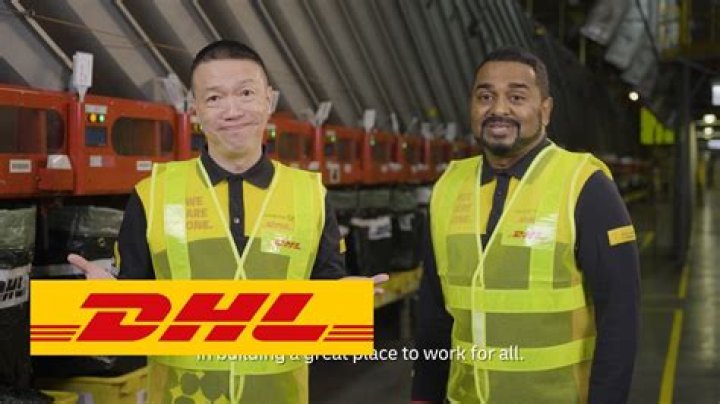 Do DHL employees get flight discounts?