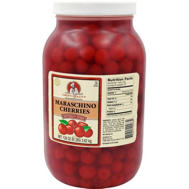 Do maraschino cherries have stems?