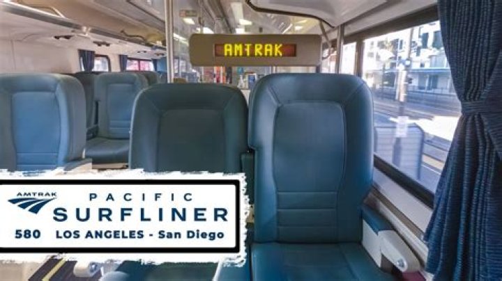 Does Amtrak Pacific Surfliner have food?