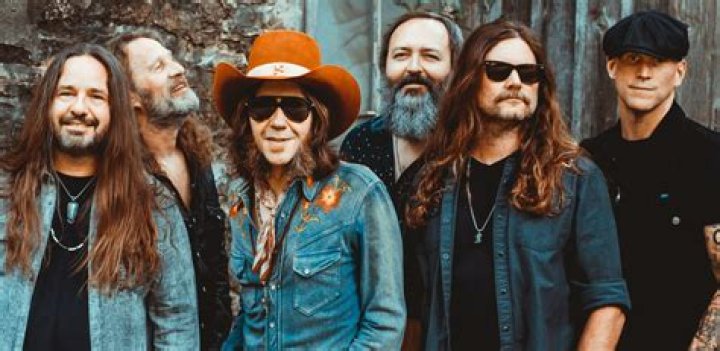 Does Blackberry Smoke rock or country?