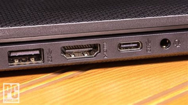 Does HP Folio have HDMI port?