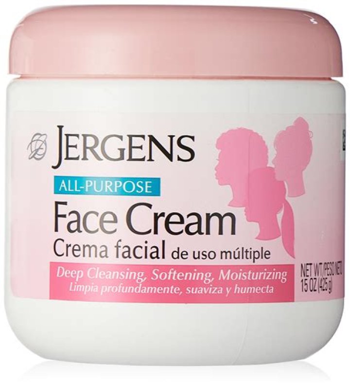 Does Jergens face tanner cause acne?
