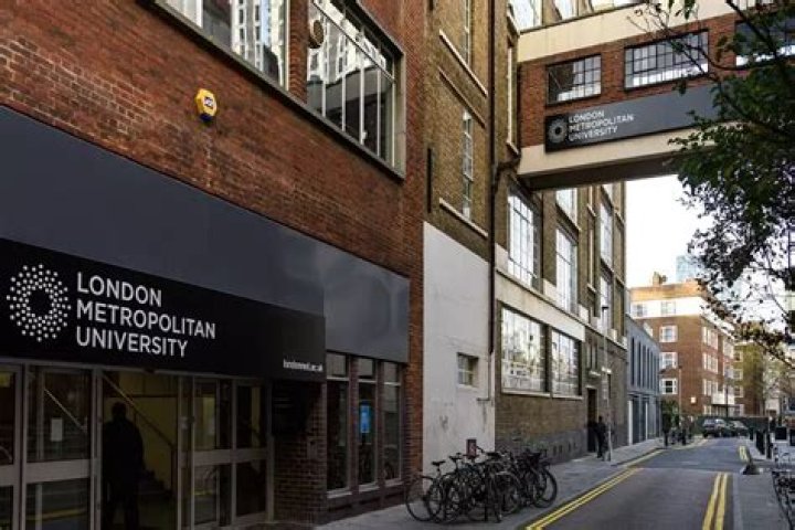 Does London Metropolitan University have campus?