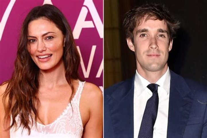 Does Phoebe Tonkin have a child with Paul Wesley?