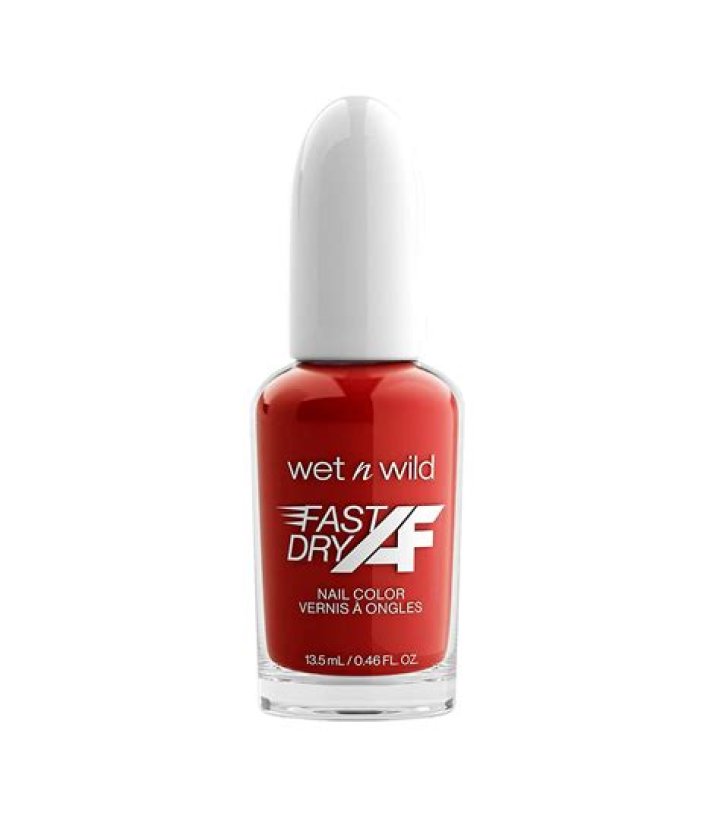 Does sinful nail polish dry fast?