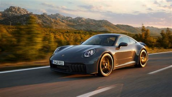 Does the Porsche 911 come in AWD?