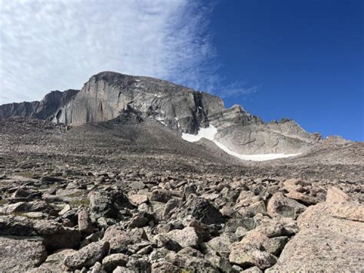 Has anyone died on Longs Peak?