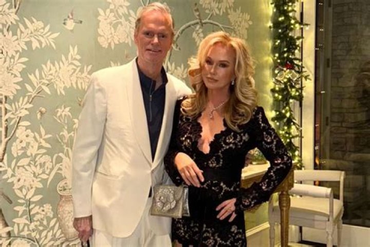 How did Kathy Hilton make her money?