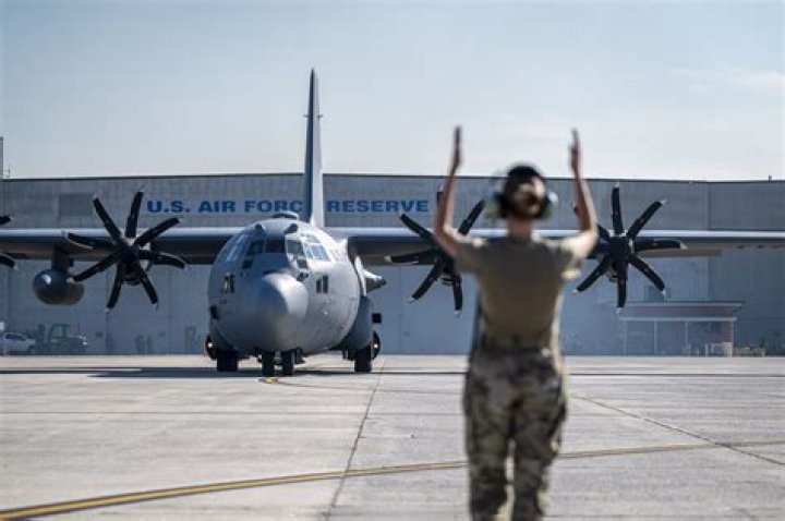 How do Air Force Reserves work?