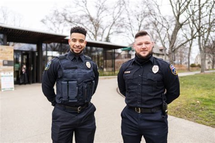 How do I become an armed security guard in Kentucky?