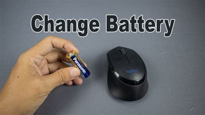 How do I change the battery in my Droid Turbo?