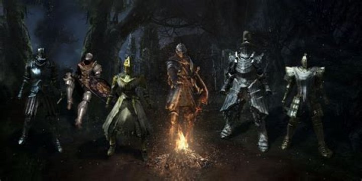 How do I drop items in Dark Souls 2?