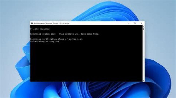 How do I pause a command line in Windows?