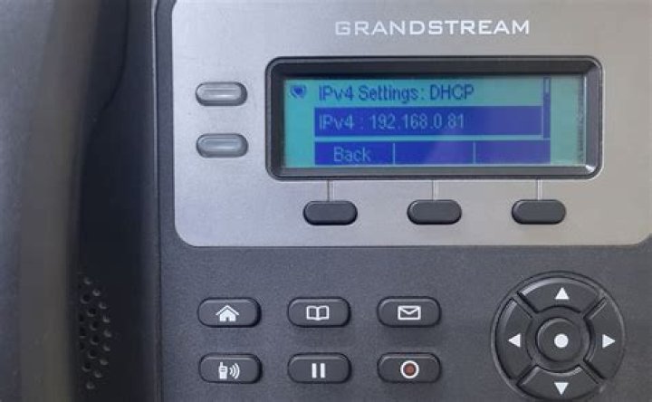How do I reset my Grandstream IP phone password?