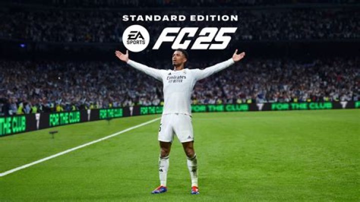 How do you change kit numbers on FIFA mobile?