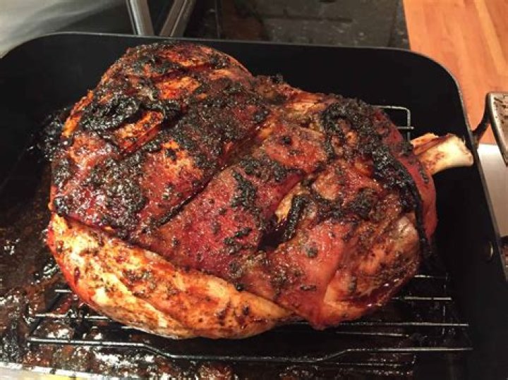 How do you cook a pork roast in the oven covered or uncovered?