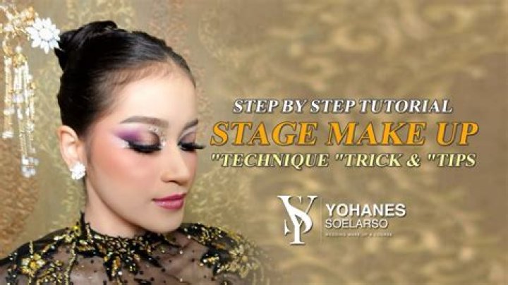 How do you do stage performance makeup?