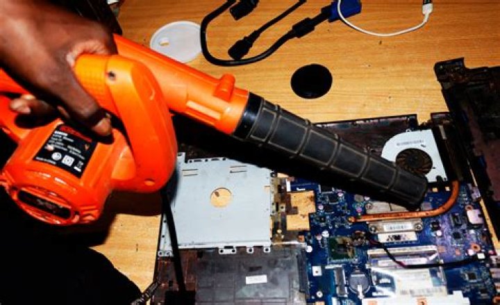 How do you fix EA servers on ps4?