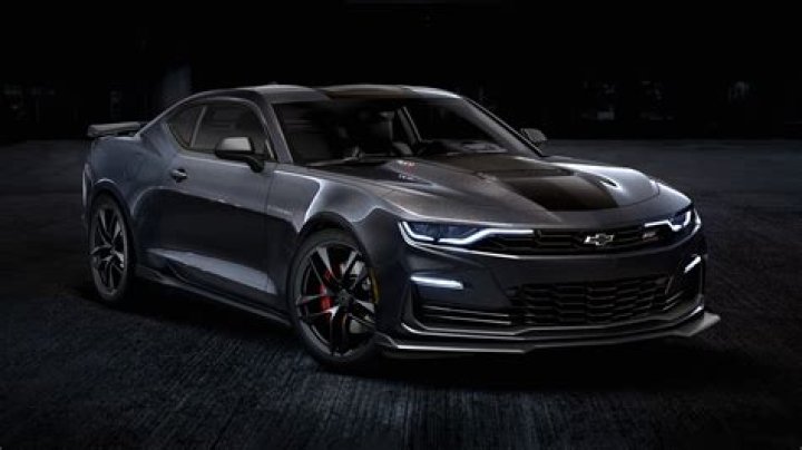 How do you get the Camaro SS in NFS MW?