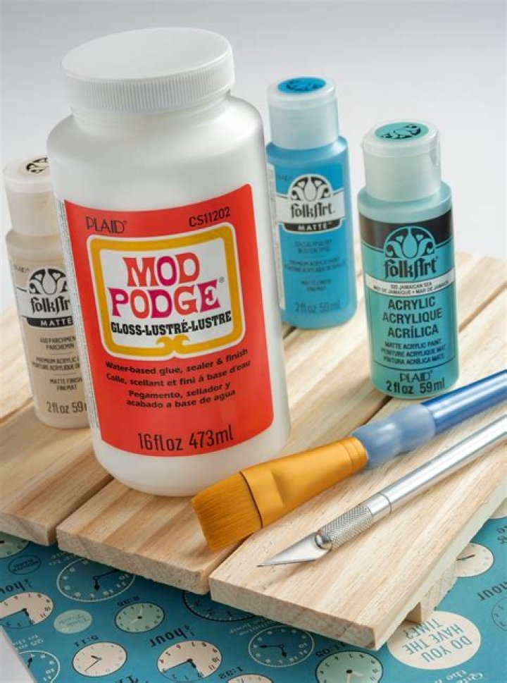 How do you make Modge podge smooth?