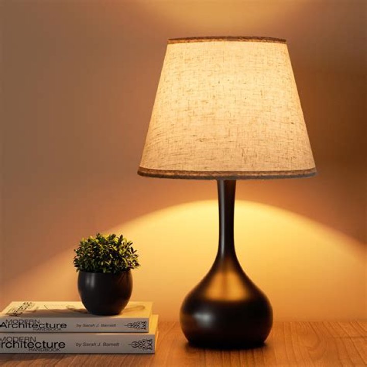 How do you match a table lamp?