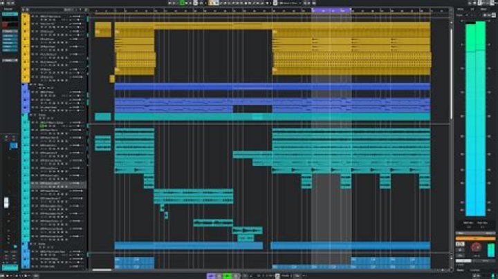 How do you pitch a shift in Cubase?