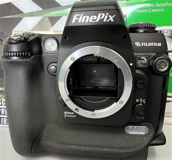 How do you take good pictures with Fujifilm FinePix S?