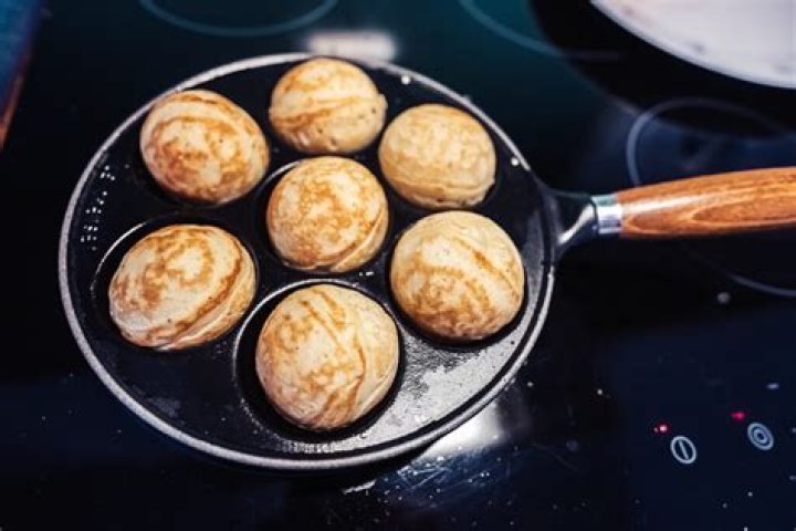 How do you use Aebleskiver?