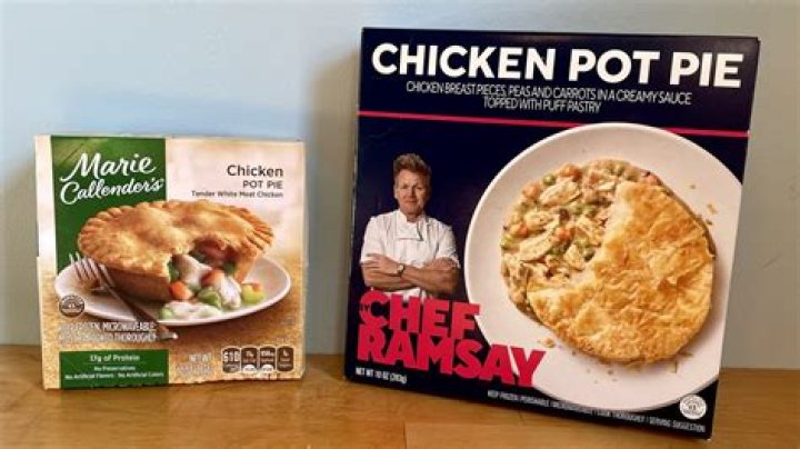 How does Gordon Ramsay make chicken pie?