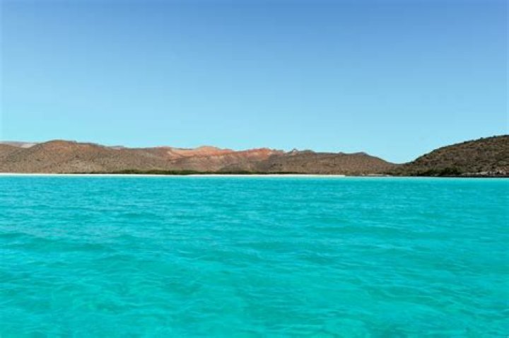 How far is Cabo from LA?