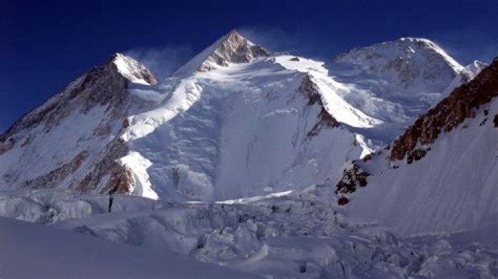 How hard is Gasherbrum 2?